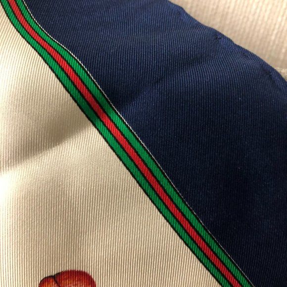 GUCCI Vintage Pheasants & Flowers Silk Scarf-Rolled/Stitched Edges - Picture 8 of 8